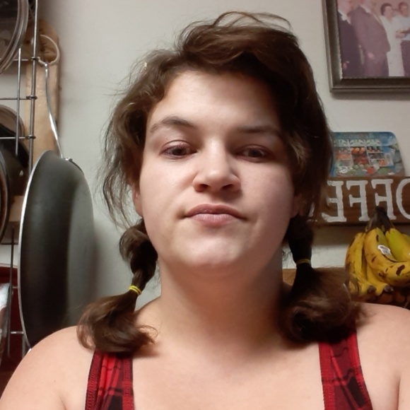 Meet your Posher, Denise - Picture 1 of 1